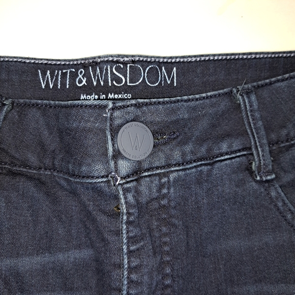 Wit & Wisdom Women's Size 14 Deep Indigo Ankle Jeans - Picture 3 of 5